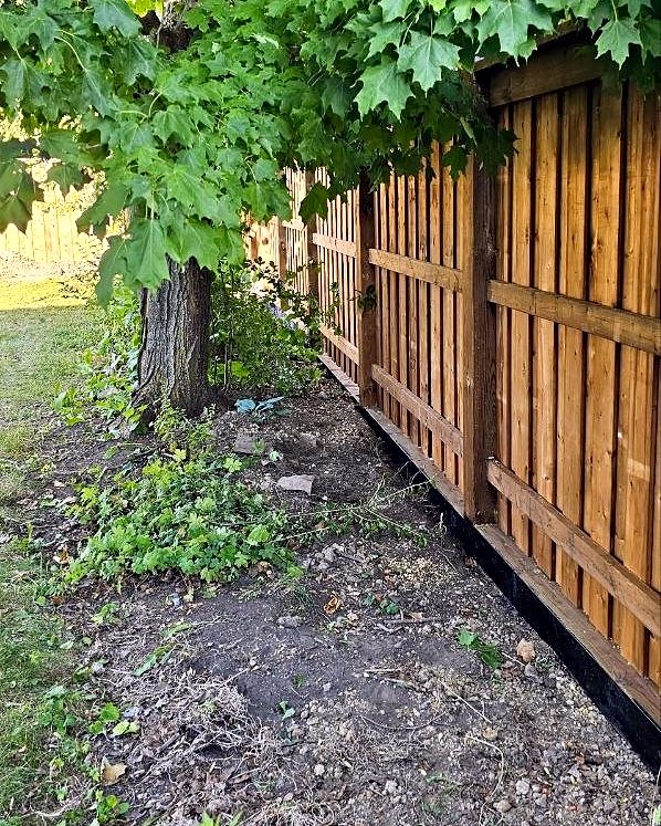 Urban Fence and Deck - scarborough fence retaining wall 07