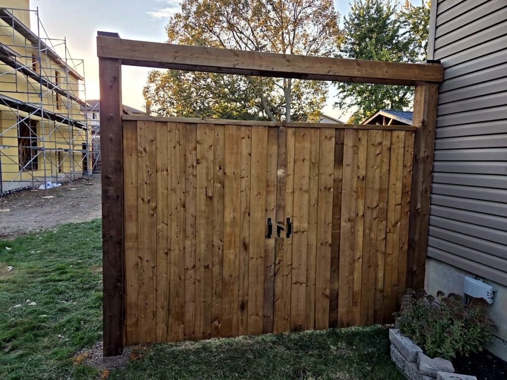 Wood Fence and Double Gate in St. Catharines — photo 2